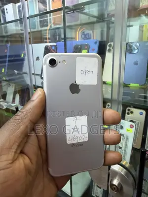 Apple iPhone 7 32 GB Silver