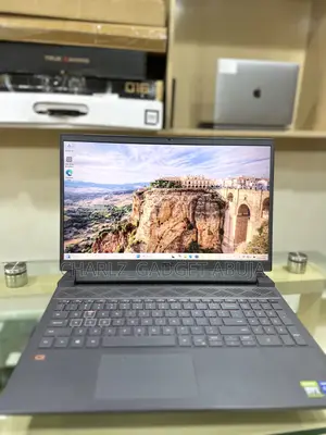 Laptop Dell G15 5511 16GB Intel Core I7 SSD 512GB