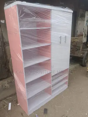 6ft X 4ft Wardrobe. Pink and White Color