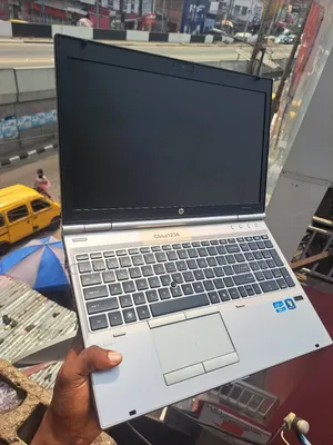 Laptop HP EliteBook 8560P 6GB Intel Core i5 HDD 320GB
