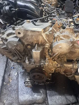 Nissan Qust 2015