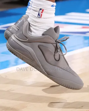 Nba MVP Shai Gilgeous-Alexander First Signature Sneakers