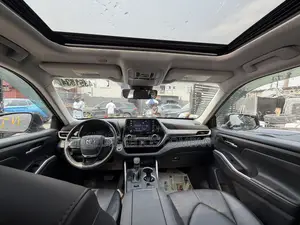 Toyota Highlander XLE 2021 Black