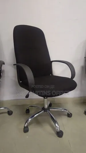 Semi Executive Fabric Chair