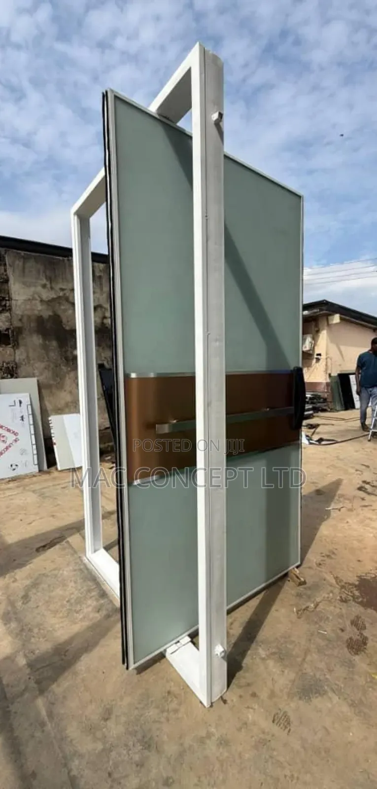 Pivot Door 5ft by 8ft
