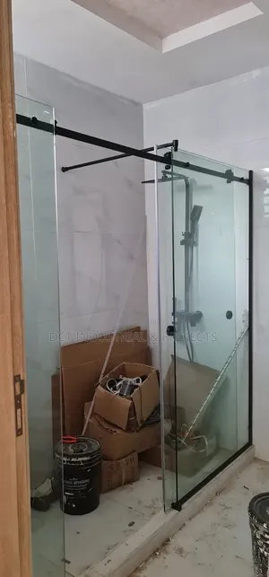 Shower Cubicles / Bathroom Glass / 10mm Tempered