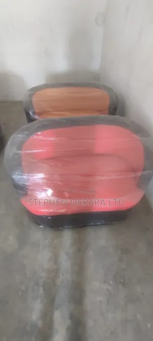 Round Chair With High Density Foam