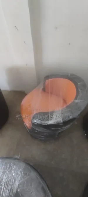 Round Chair With High Density Foam With 7years Waratee