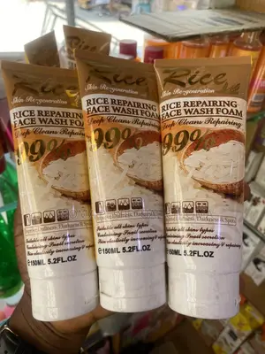 Rice Whitening Face Wash