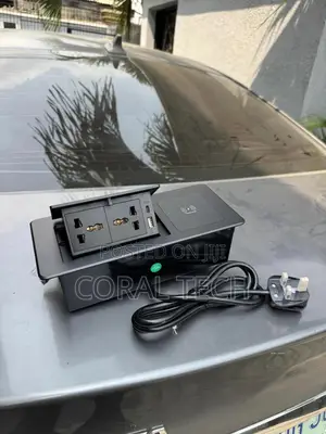 Desktop or Table Socket