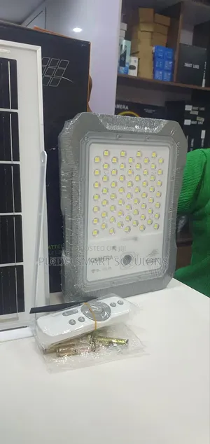 200w Solar Motion Sensor Light With Camera