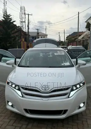 Complete Bumper and Three Torch Headlights Venza Available