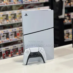 Playstation 5 Console , London Used , With 2 Pads and 14 Games