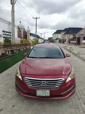 Hyundai Sonata Sport 4dr Sedan (2.4L 4cyl 6A) 2015 Maroon