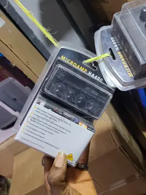 Behringer Ha400
