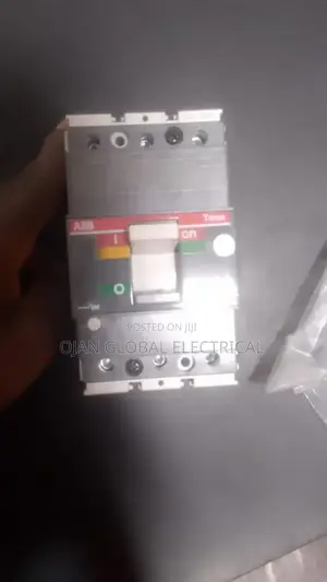McCb Breaker