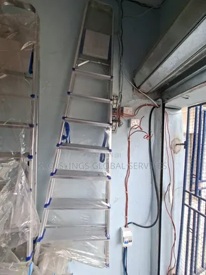 Aluminium a Ladder 8 Steps