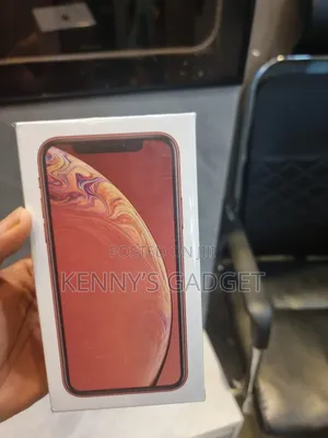 New Apple iPhone XR 64 GB Gold