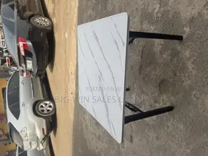 Foldable Mini Table