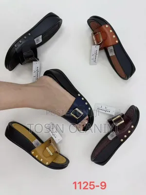Buckle Design Wedge Slippers