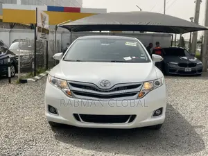 Toyota Venza XLE 4dr Wagon (3.5L 6cyl 6A) 2015 White