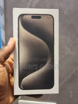 New Apple iPhone 15 Pro Max 256 GB Black
