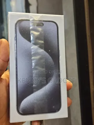 New Apple iPhone 15 Pro 256 GB Black