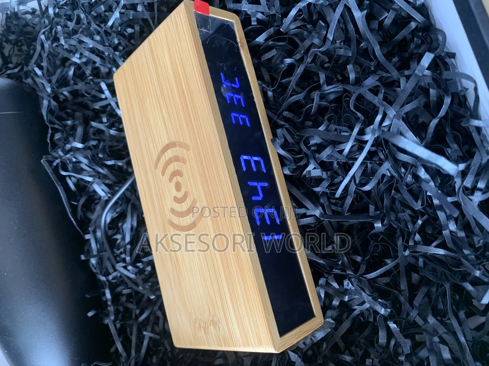 Bamboo Desk/Bedside Clock With Wireless Charging