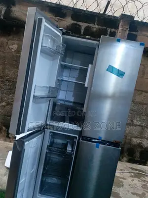 Hisense 392l Door Side-by-Side Refrigerator With Large Compartments