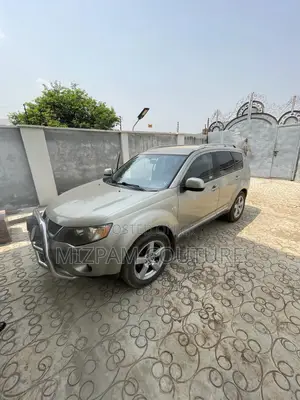 Mitsubishi Outlander 2007 Gold