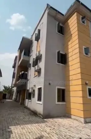6bdrm Block of Flats in Rukpokwu / Eneka , for sale