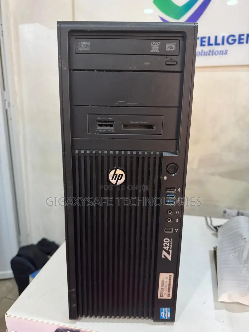 Desktop Computer HP Z420 128GB Intel Xeon SSD 512GB