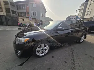 Toyota Camry SE 4dr Sedan (2.5L 4cyl 6A) 2014 Black