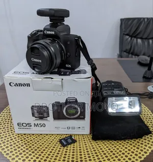 Canon Eos M50 Camera, Godox Tt520 Ii, Boya Wireless Mic, 64gb MicroUSD