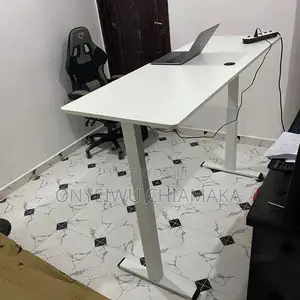 Luxury Ergonomic Gaming / Office Chair With Footrest