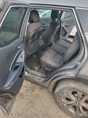 Hyundai Santa Fe 2012 Gray
