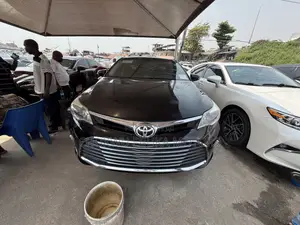 Toyota Avalon Limited 4dr Sedan (3.5L 6cyl 6A) 2014 Black