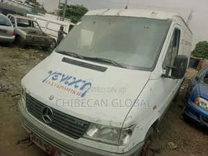 Mercedes-Benz Sprinter 2004 White