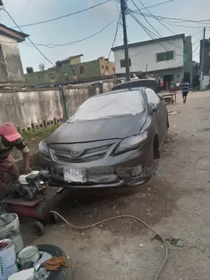 Auto Mobile