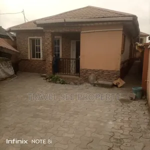 3bdrm Bungalow in Residential Area, Aiyeteju for sale