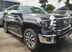 Toyota Sequoia 2015 Black