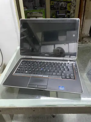 Laptop Dell Latitude E6320 8GB Intel Core I7 HDD 250GB