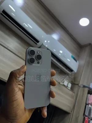 Apple iPhone 15 Pro 128 GB Gray