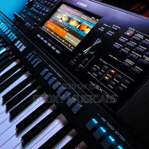 Yamaha PSR-Sx720 Digital Arranger Keyboard