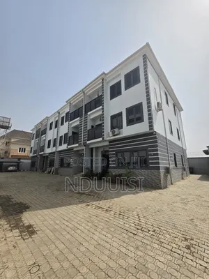 4bdrm Townhouse/Terrace in Jahi for sale
