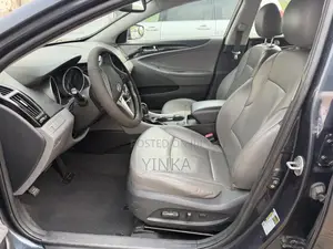 Hyundai Sonata Limited 2.0T Sedan (2.0L 4cyl 6A) 2011 Blue