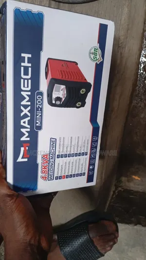 Maxmech Mini-200 Inverter Welding Machine.