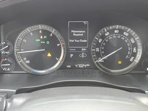 Lexus LX 570 (5 seats) AWD 2018 Silver