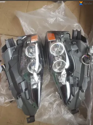 Lexus Is 250 Headlight