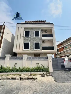 5bdrm Duplex in Lekki for sale